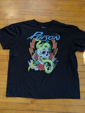 Women's 2XL Poison Skull & Snake Graphic Tee - Black